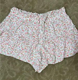 Aeropostale Floral Shorts Flowy thumbnail 1