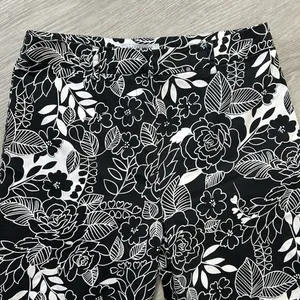 Paraphrase • floral printed cropped pants thumbnail 3