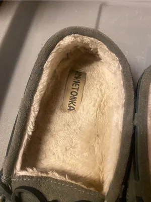 Minnetonka Moccasin Slippers Shoes Cally Size 7.5 Brown Suede Fur Inside 4015 H thumbnail 4