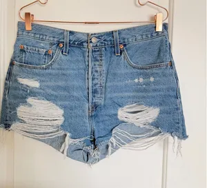 Levi's Denim Shorts Womens 501 Original Cutoff Size 32 Blue Distressed High Rise thumbnail 1
