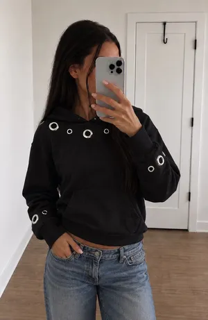 MONROW Viral Black Oversized
Grommet Hoodie Size XS thumbnail 1