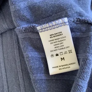 Mote Blue Top Medium Long Sleeve Minimalist Casual Layering Fall Winter thumbnail 6