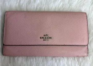 COACH  Pink Wallet thumbnail 1