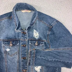 Highway Jeans Denim Jacket Women M Medium Wash Distressed‎ Ripped Trucker thumbnail 2