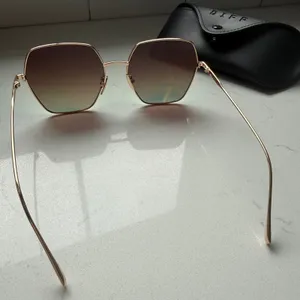 DIFF Harlowe Gold Taupe Flash Geometric Sunglasses New With Case thumbnail 9