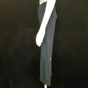 Lululemon Athletica Black Cropped Pants (6) thumbnail 4
