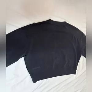 Lululemon NWOT Perfectly Oversized Cropped Crew *Softstreme - Black - 6 thumbnail 6