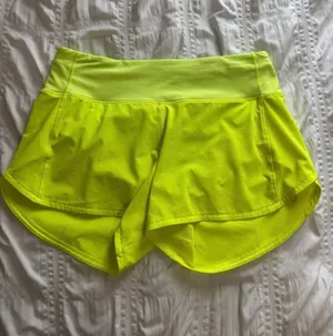 Lululemon shorts thumbnail 1