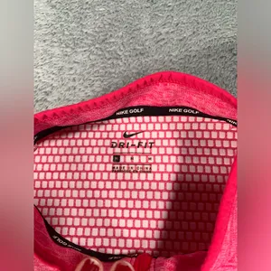 Nike golf Pink Heathered Dri-FIT Quarter-Zip Pullover PGA BELLERIVE medium thumbnail 3