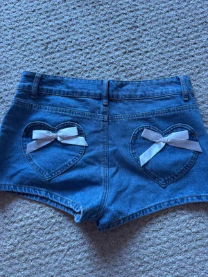 Edikted Bow Shorts thumbnail 2