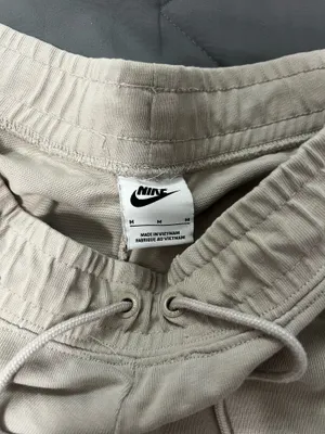 Nike Sweatpants thumbnail 3