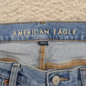 American Eagle Strigid Stovepipe High Rise Straight Leg Jeans Light Wash Women 4 thumbnail 3