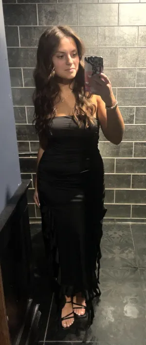 Long black dress Size M thumbnail 1