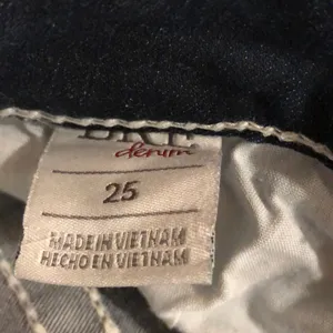 Bke cropped denim jeans thumbnail 7