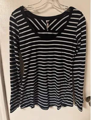 Free‎ People Women's Black And White Striped Top Laced Cut Out Sleeves Size L thumbnail 1