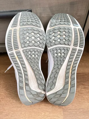 Nike Air Zoom Pegasus 39 White Running Shoes women’s Size 9.5 thumbnail 6