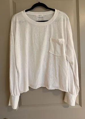Carly Jean Los Angeles White Long Sleeve Tee thumbnail 1
