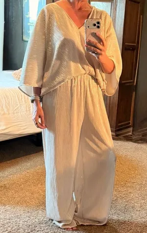 NWT See and Be Seen Champagne Plisse Wide Leg Jumpsuit Medium Wedding Guest thumbnail 1