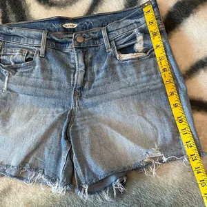 Cotton Old Navy Size 6 Distressed Denim Shorts Frayed Hem High Rise Like New thumbnail 6