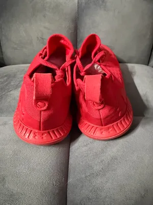 Under Armour SMGX men Size 9 Used All Red Sneakers thumbnail 4