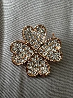 Crystal Pave Four-Leaf Clover Brooch in Gold Tone thumbnail 4