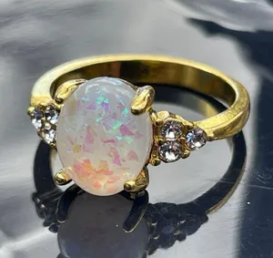 Opal Your Heart sz 7 ring simulated opal rhinestones gold tone fancy sparkly NEW thumbnail 1