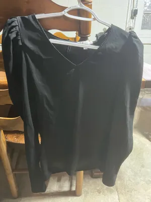Longsleeve black blouse thumbnail 1