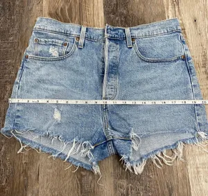 Levi's 501 High-Waisted Shorts thumbnail 5