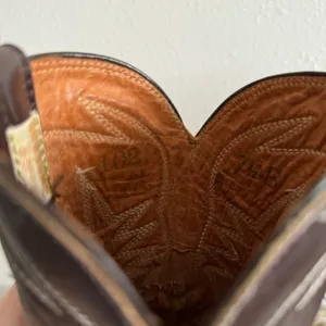 Vintage Brown Tan Leather Western Festival Wingtip Mid Calf Heeled Cowboy Boots thumbnail 16