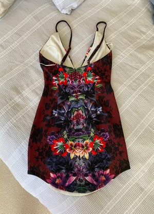 Floral Plunge Dress thumbnail 4