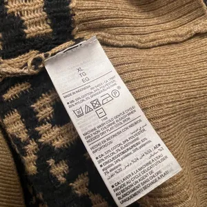 Old Navy NWT Animal Print Long Sleeve Sweater Dress thumbnail 8
