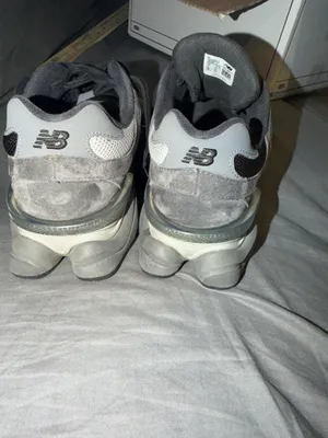 New Balance Men's Gray & Black Suede Mesh Sneaker thumbnail 4