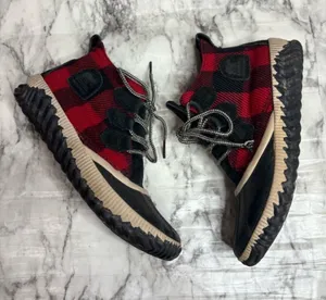 Sorel Out N’ About Plaid Buffalo Check Black Red Ankle duck Boots Lace up 8.5 thumbnail 1