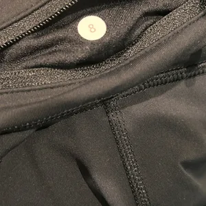 Lululemon Inspire Crop II *Luxtreme in Black size 8 thumbnail 5