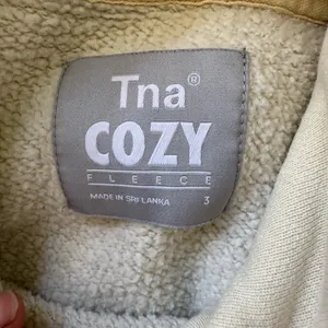 Aritzia Tna Cozy Fleece Boyfriend Hoodie thumbnail 3