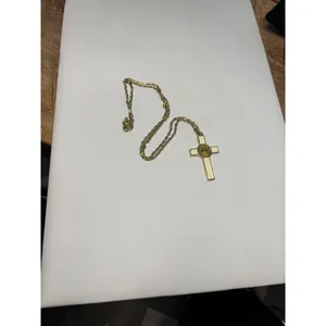 Vintage Gold-Tone Jesus Cross Pendant Necklace thumbnail 7