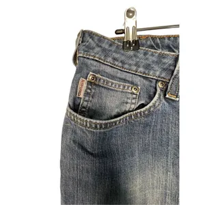 Carhartt Mid-Rise Medium Wash Bootcut Casual Denim Jeans thumbnail 2