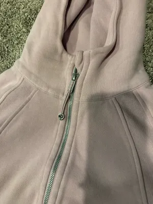 Lululemon Scuba thumbnail 4
