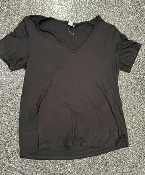 Old Navy Luxe Medium Black V-Neck Short Sleeve Top thumbnail 1