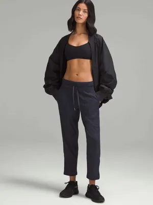 Lululemon Dance Studio Mid-Rise Cropped Pant in Black Night W2537 Sz 8 thumbnail 2