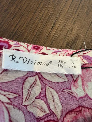R. Vivimos Pink Floral Patchwork Tiered Casual MIDI Dress Small NWT - C26-031 thumbnail 2
