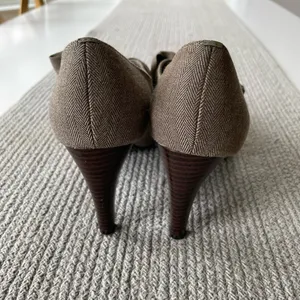 Vintage Ann Marino Brown White Herringbone Bow Tie High Heel Pumps Size 8.5 thumbnail 3