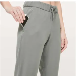 Lululemon Pants Women 8 On the Fly 7/8 Luxtreme Jogger Athletic‎ Travel thumbnail 2