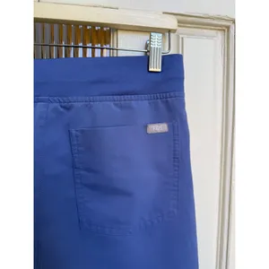 FIGS Technical Collection Zamora Jogger Scrub Pants Big Sky Blue Womens Size XS‎ thumbnail 4