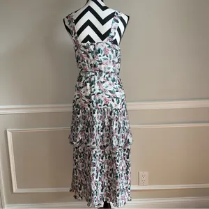 ELLIATT‎ Revolve Vedado Floral Pleated Tiered Midi Dress size Small thumbnail 9