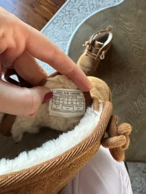 UGG Short Chestnut Boots thumbnail 6