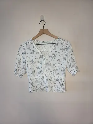 Abercrombie & Fitch Ditsy Floral Smocked Blouse Fairy S thumbnail 6