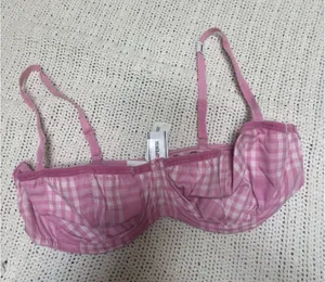 Victoria's Secret PINK Bra thumbnail 1