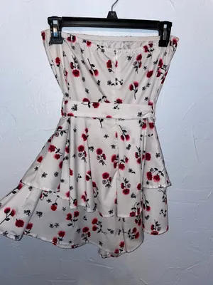SheIn Eilly Bazar Layered Hem Belted Floral Print Tube Romper thumbnail 3