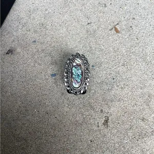 Elegant Silver and Blue Women's Ring Size 6 thumbnail 1